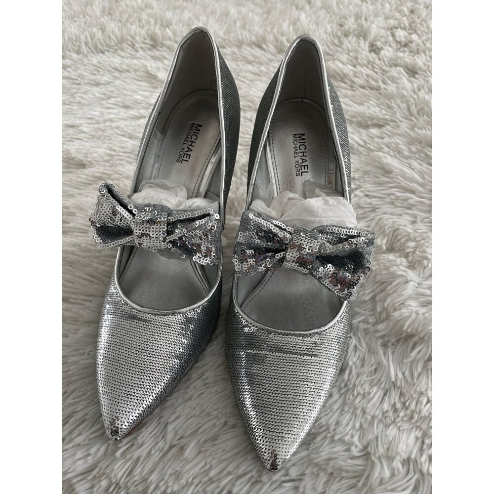 Michael Kors Silver Sequin Stiletto Heels With Bow Accent Size 8M